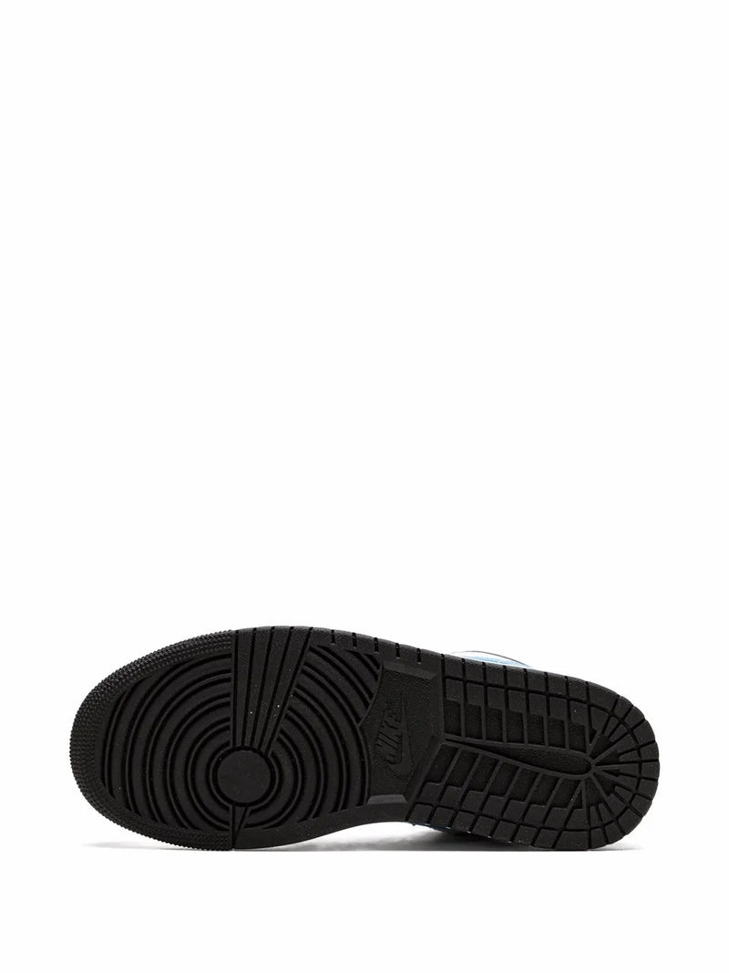 Tênis Air Jordan 1 Low