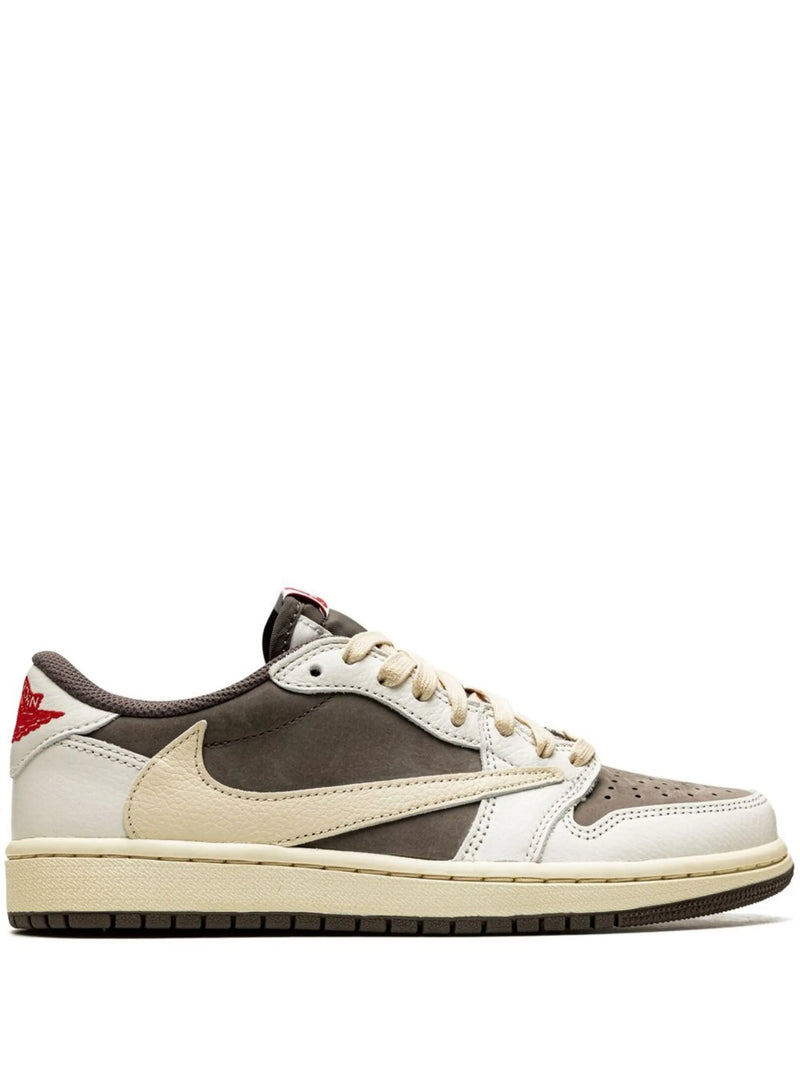 Tênis Air Jordan 1 Low OG x Travis Scott
