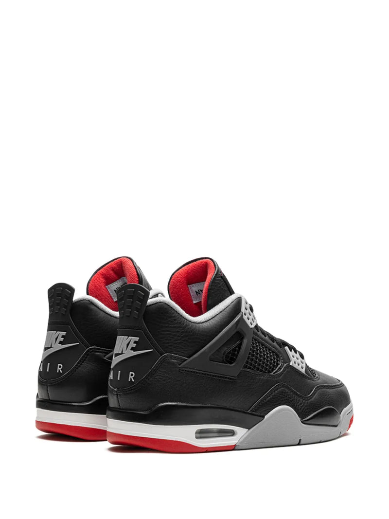 Tênis Air Jordan 4