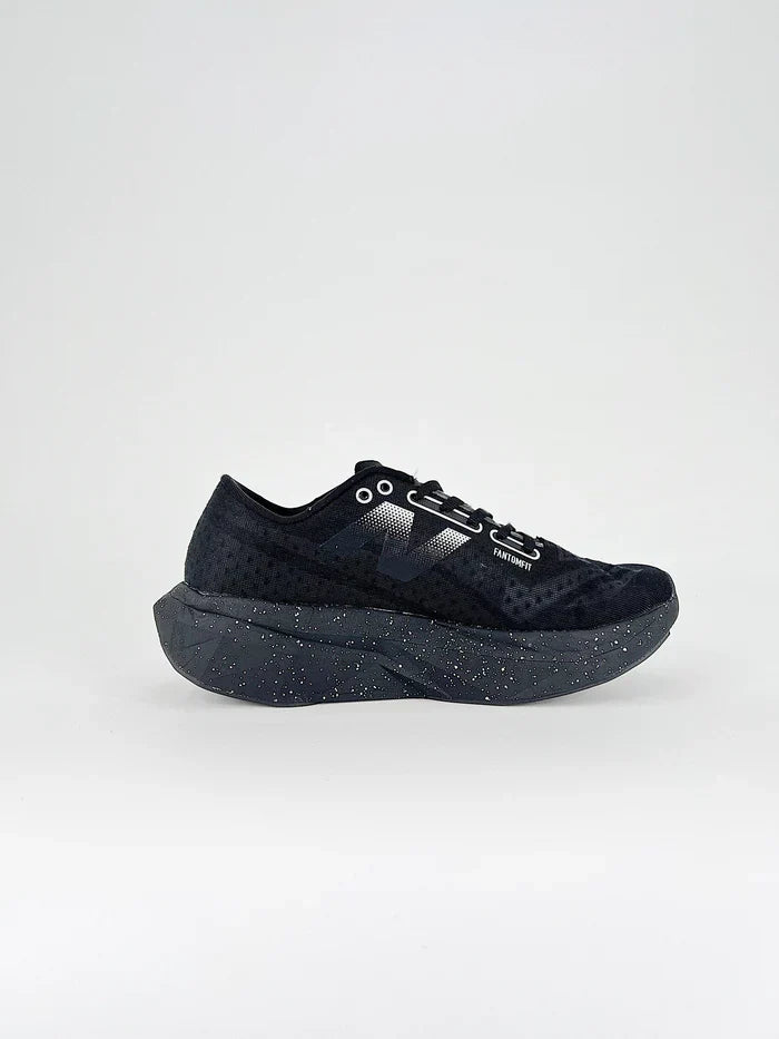 Tênis New Balance Fuelcell Supercomp Elite V4 - Preto