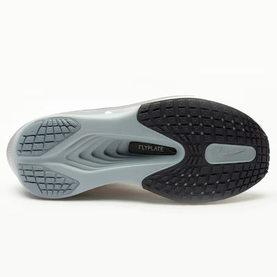Tênis Nike Zoom Fly 6 Branco e Cinza