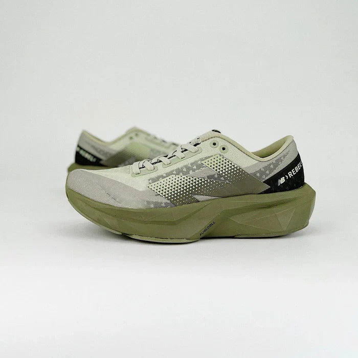 New Balance FuelCell Rebel V4 - Verde Militar