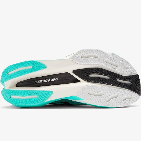 Tênis New Balance Fuelcell Supercomp Elite V4